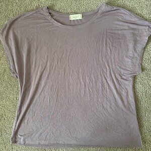 Altar'd State T-shirt XS